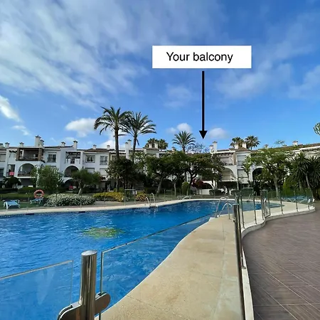 Beachfront Escape Lejlighed Estepona